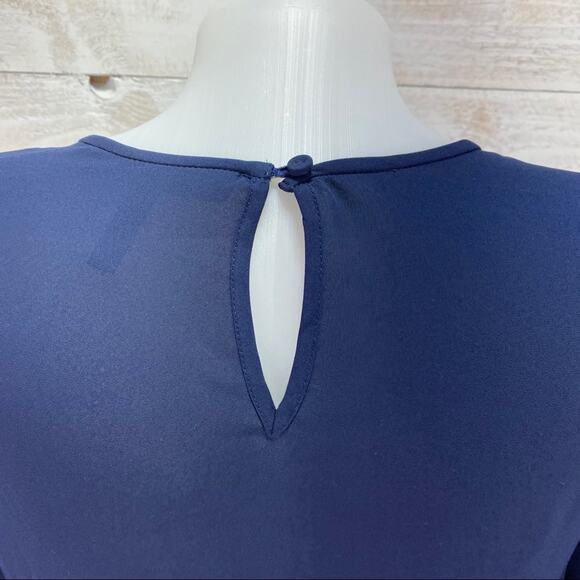 BCBGMAXAZRIA Navy Blue Solid Ruffle Short Sleeve Polyester Blouse Top Size XS - Picture 6 of 10
